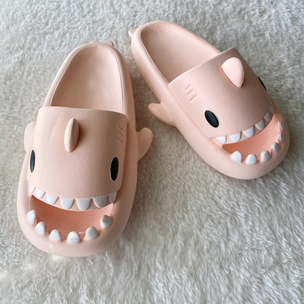 Women's Shark Indoor & Outdoor Slides, Soft Sole Non Slip, Pink, Size 8.5-9